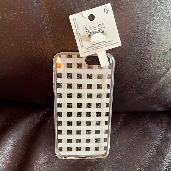 ARDENE iPhone case checkered yellow iPhone 6/7/8 Plus $9 NWT - Picture 2 of 7
